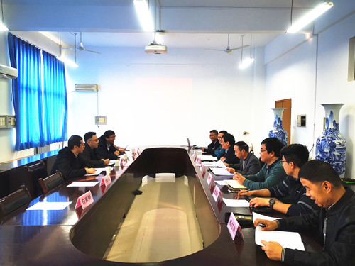 3843d8b69a1a4e7ba8523c06c886bf02.jpg 2.jpg