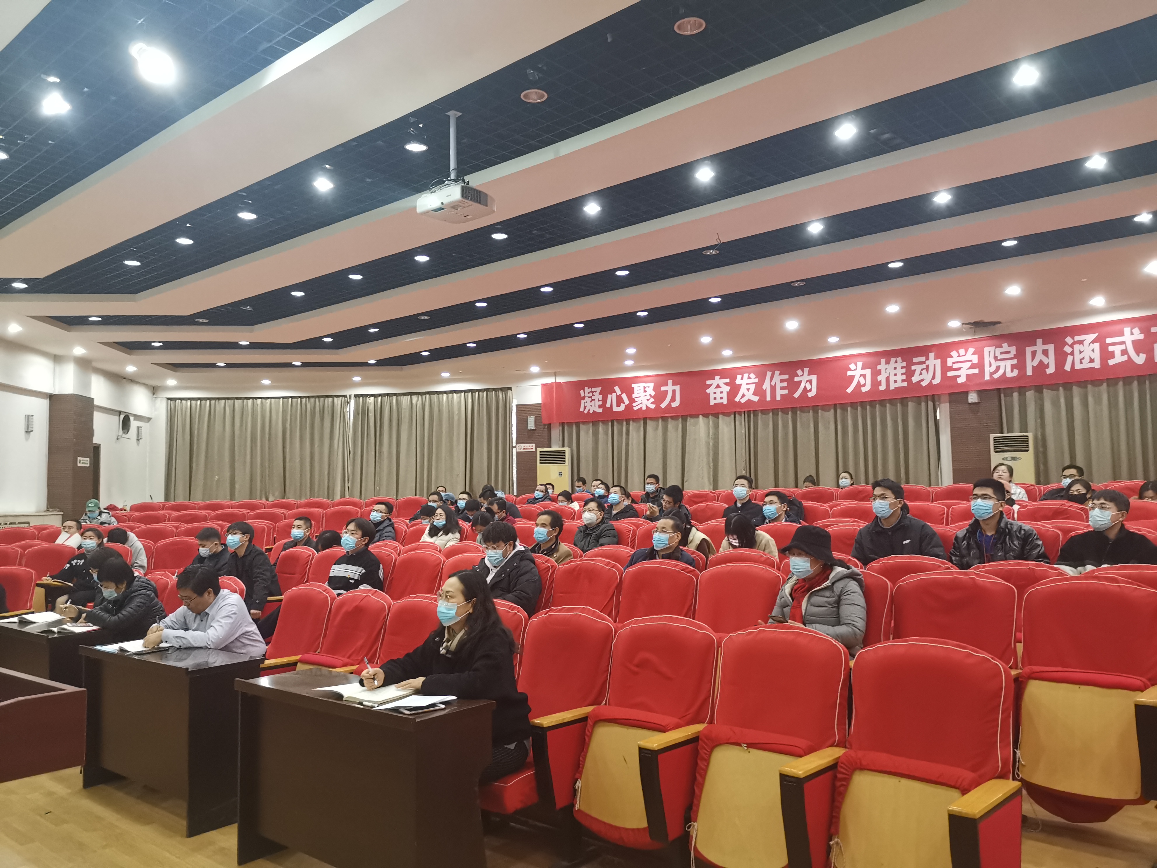 cb8b1099cbf3479cba61c62f42ee82ac.jpg cb8b1099cbf3479cba61c62f42ee82ac.jpg