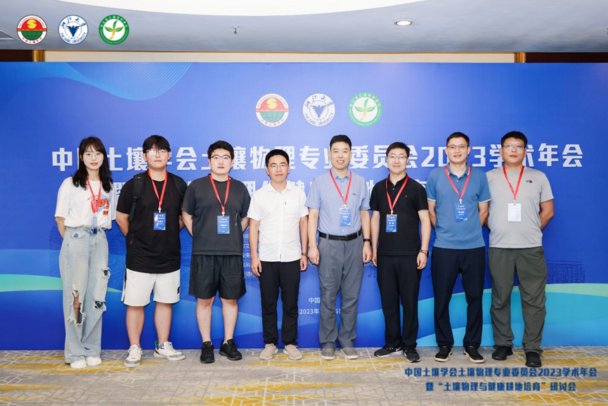 ce079bc27c8d4de4bb1404d45a8c430c.png ce079bc27c8d4de4bb1404d45a8c430c.png