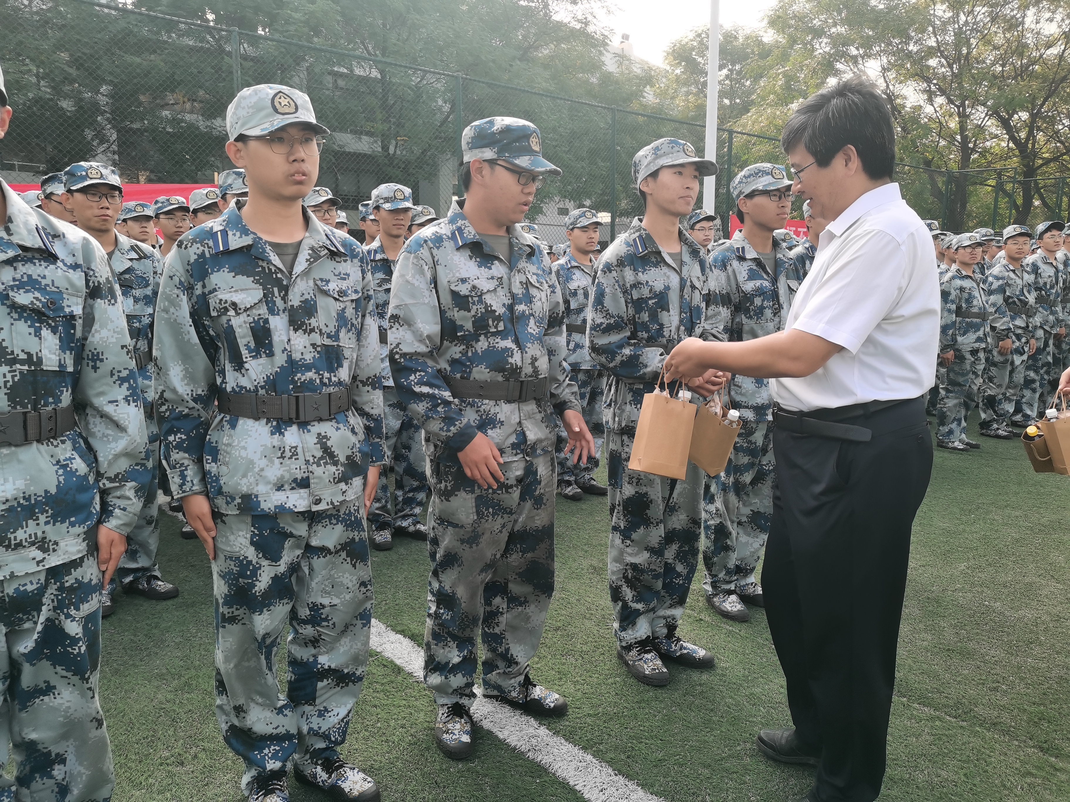 b4fe5e53afe64dbfbaa47809da38146d.jpg b4fe5e53afe64dbfbaa47809da38146d.jpg